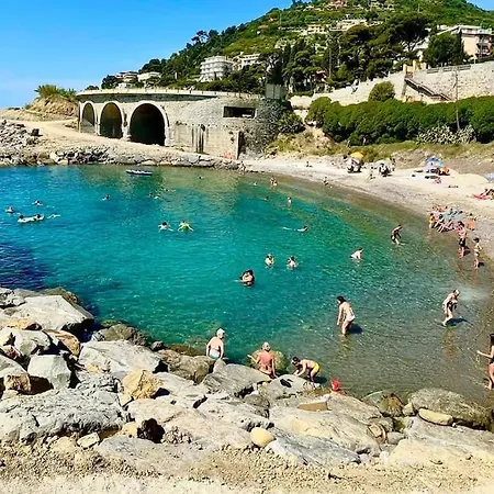 Amazing Sea Overview With Swimmingpool *