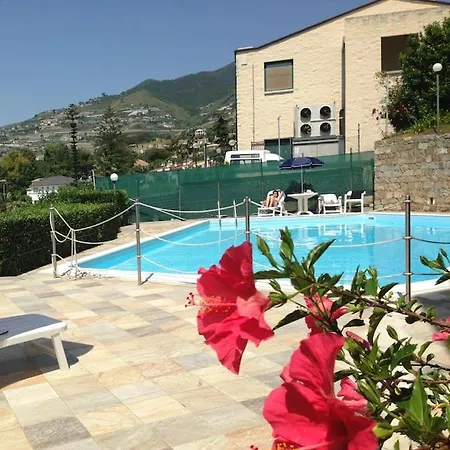Amazing Sea Overview With Swimmingpool San Remo